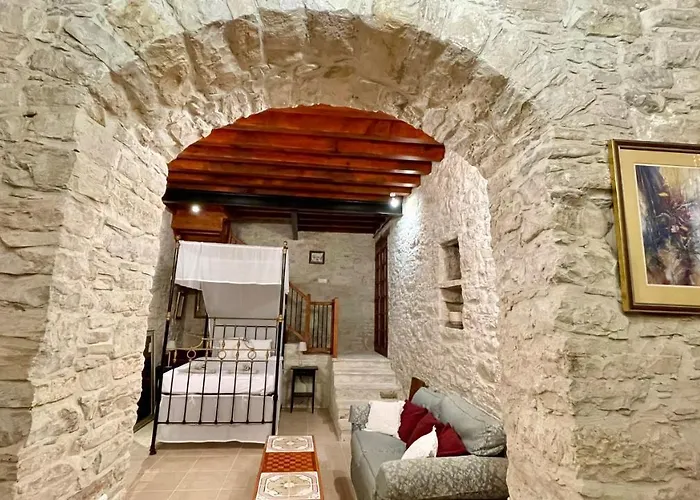 Juliet Suite By Trulycyprus